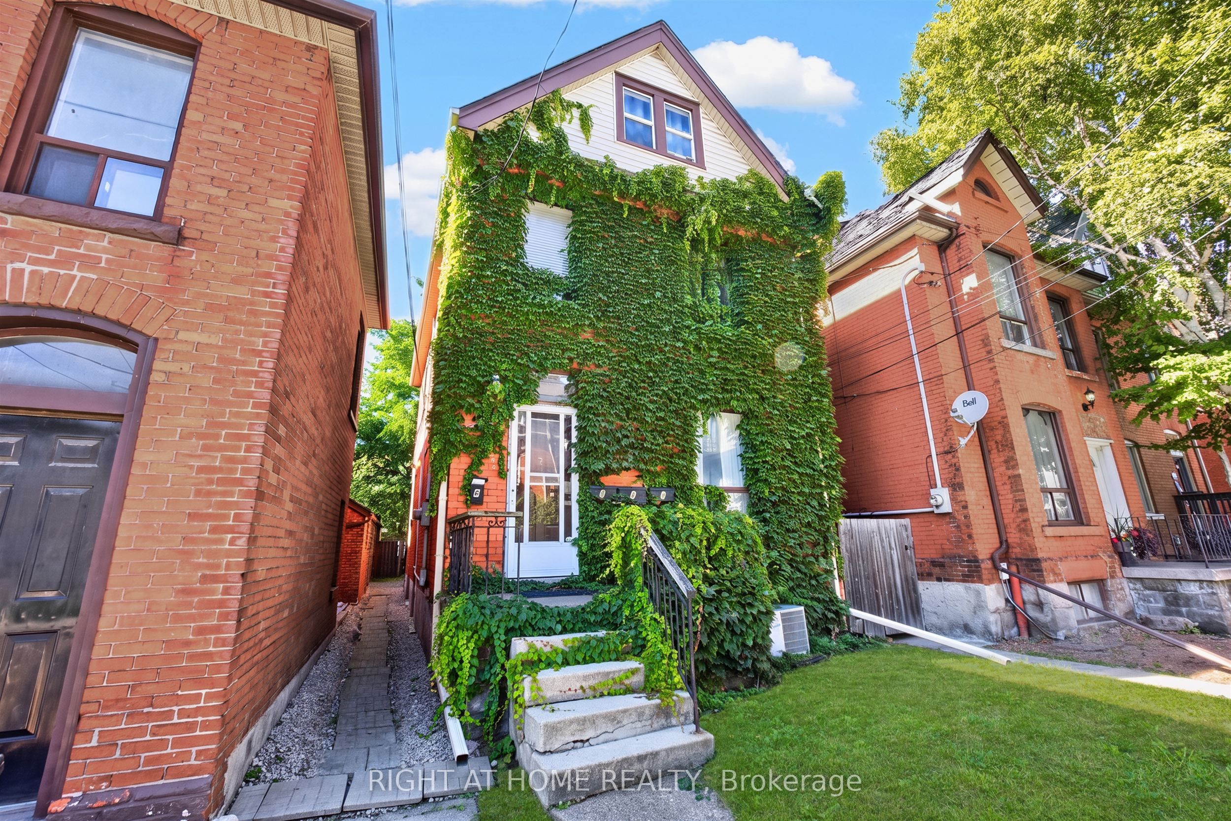 Unit 1 - 24 Locke Street S, Hamilton 3
