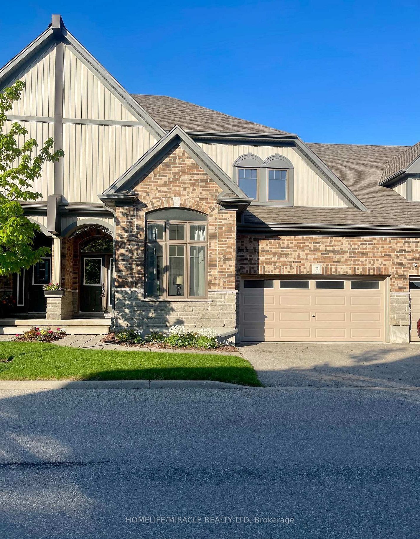 Unit 3 - 39 Kay Crescent, Guelph 1