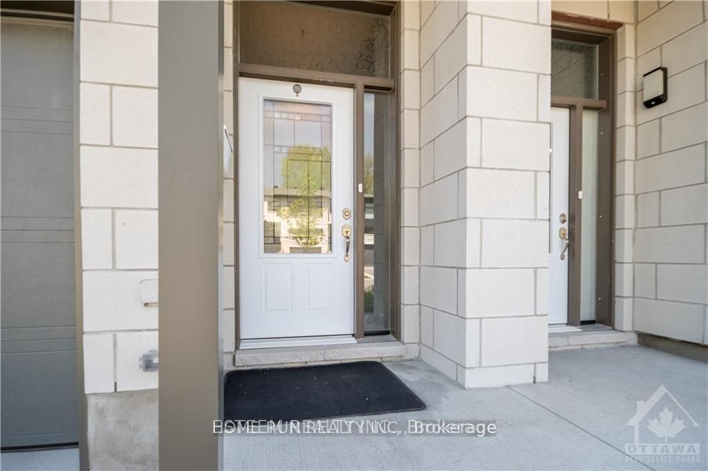 560 Mutual Street, Ottawa 2