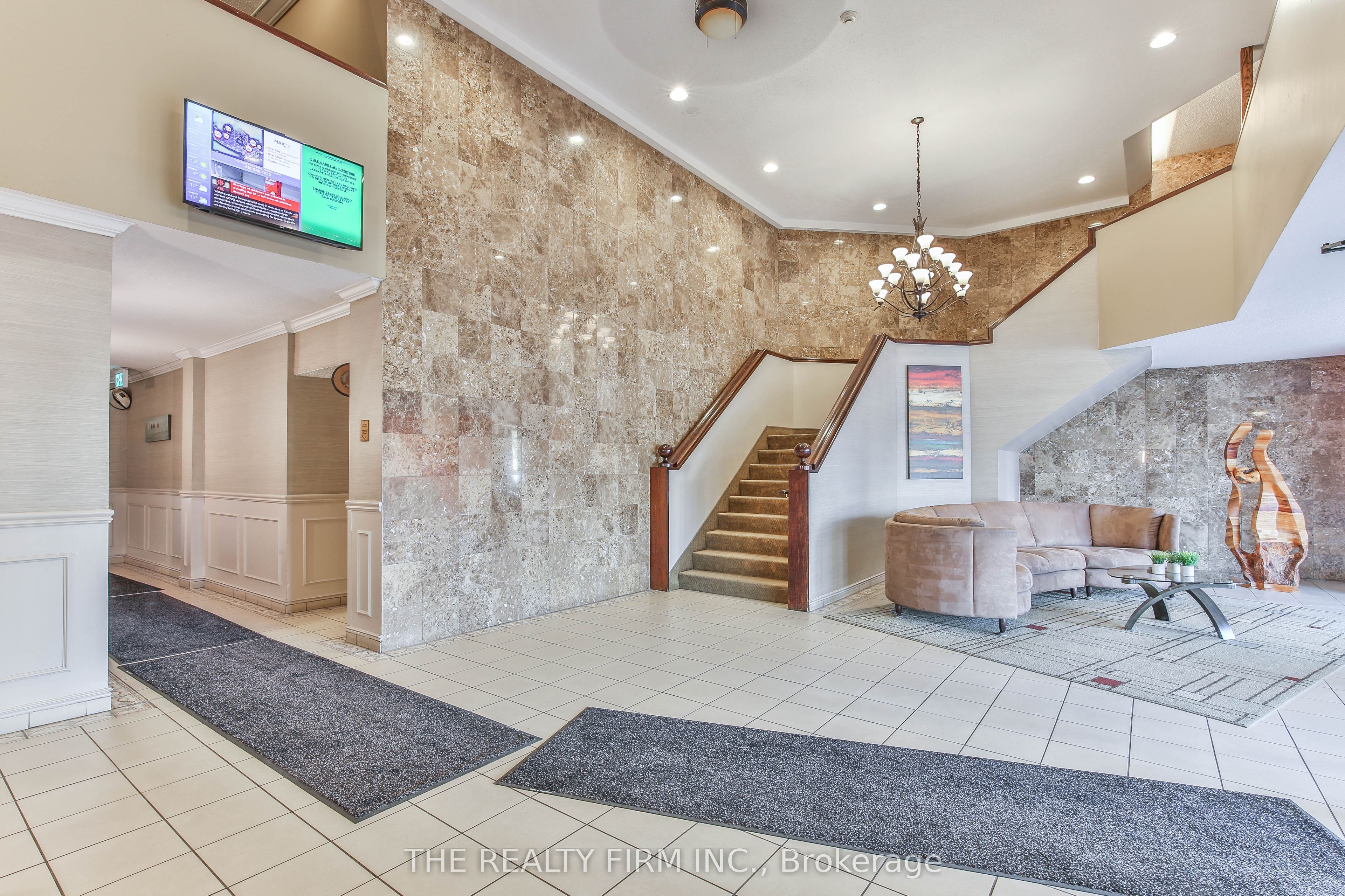 Unit 2605 - 323 Colborne Street, London 4