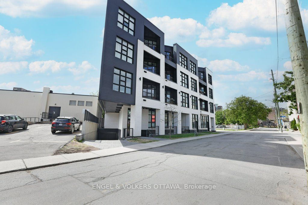 Unit 104 - 101 Pinhey Street, Ottawa 3