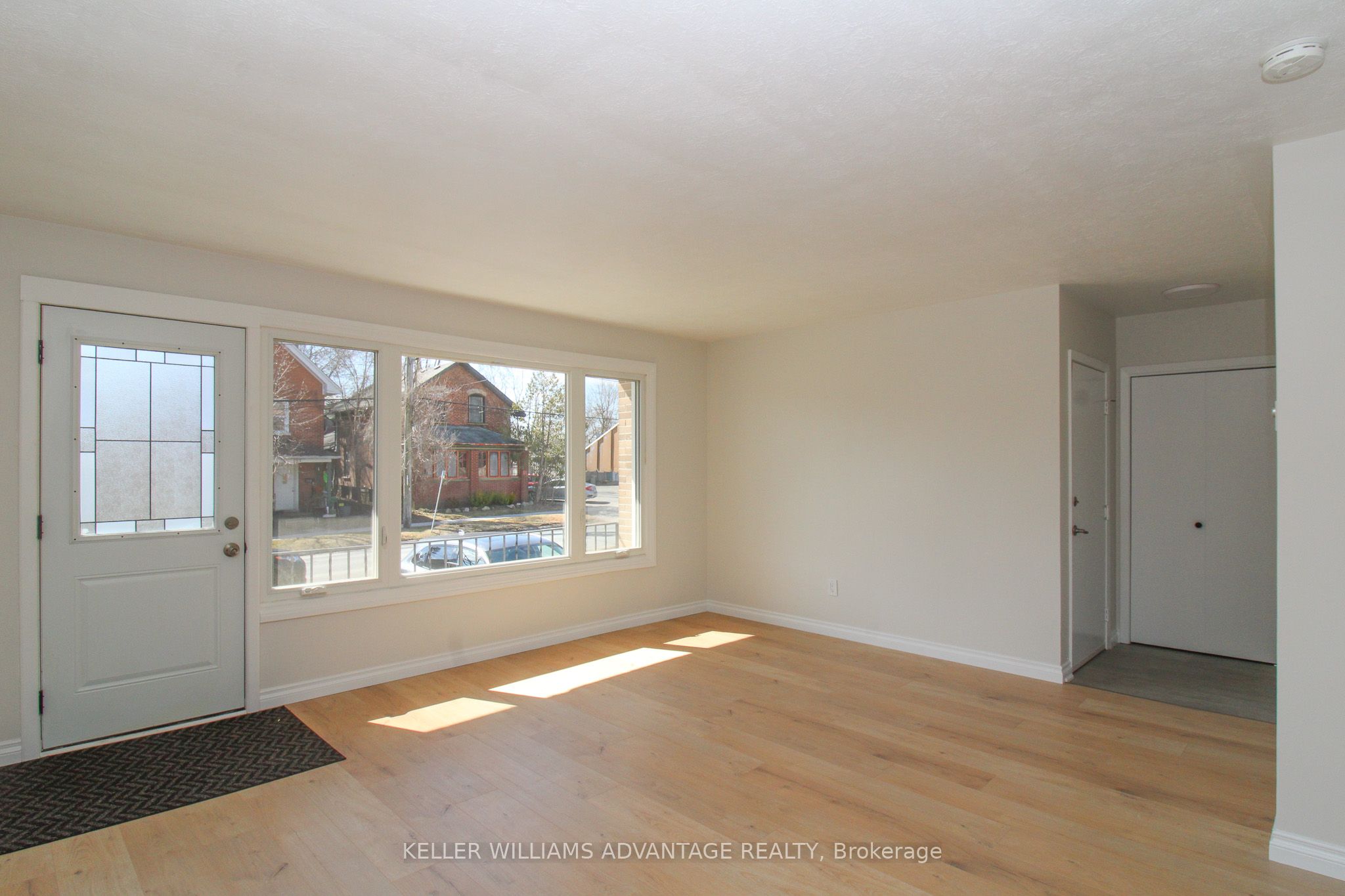 Unit Main - 506 SHERBROOKE Street, Peterborough 4