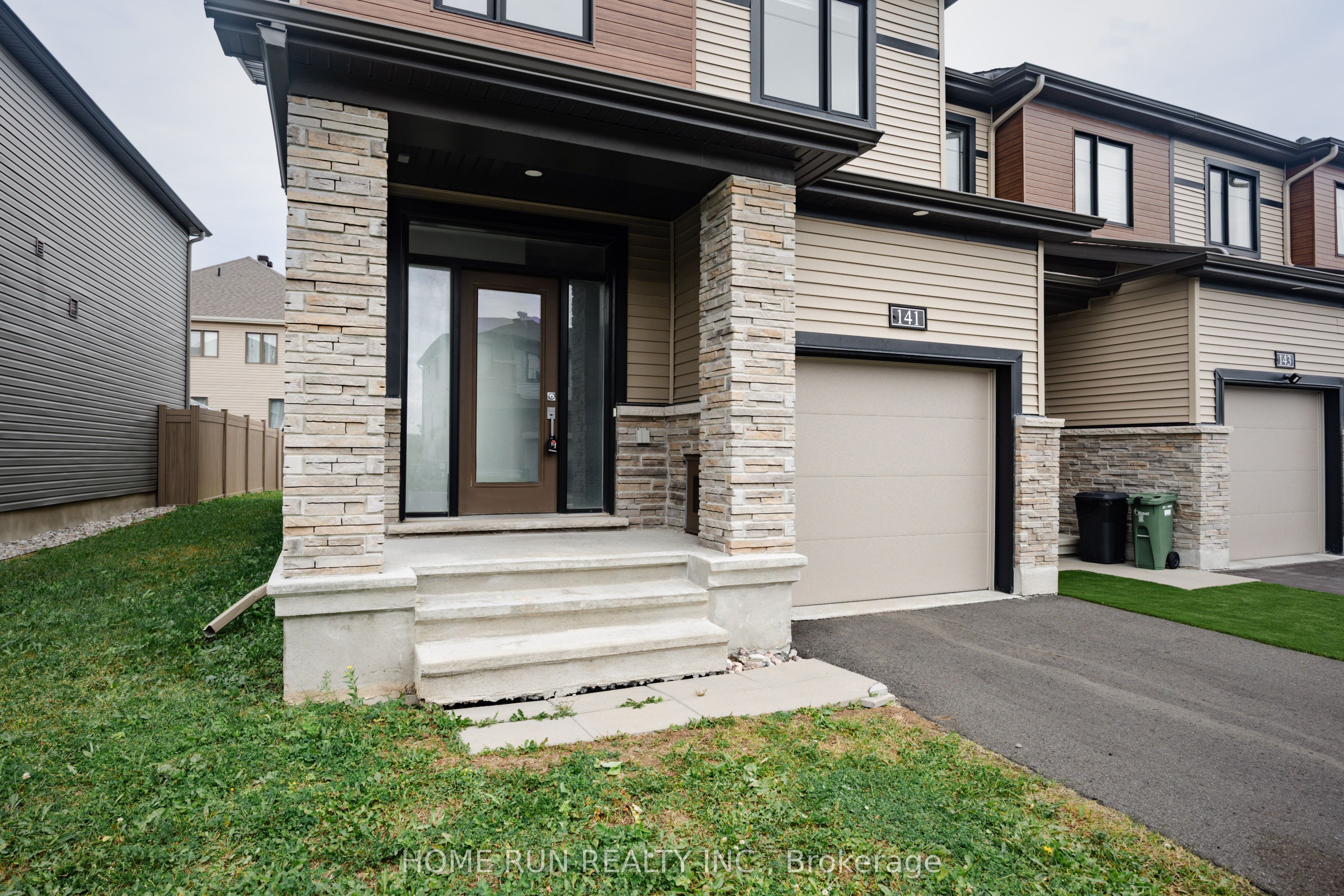 141 Namaste Walk, Nepean 3