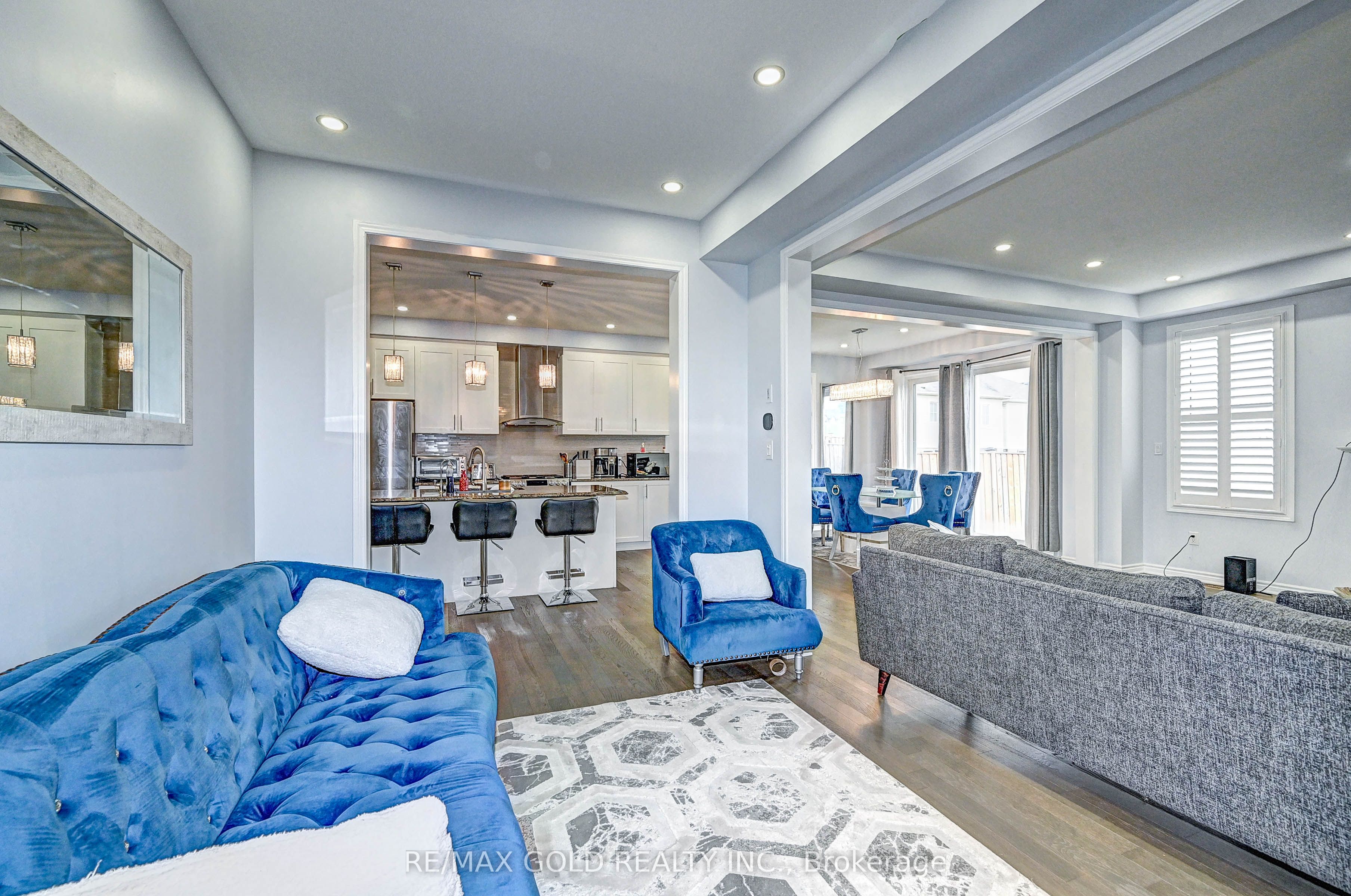 8 Dressage Trail, Cambridge 5