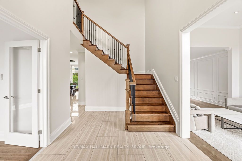 520 Leimerk Court, Rideau 4
