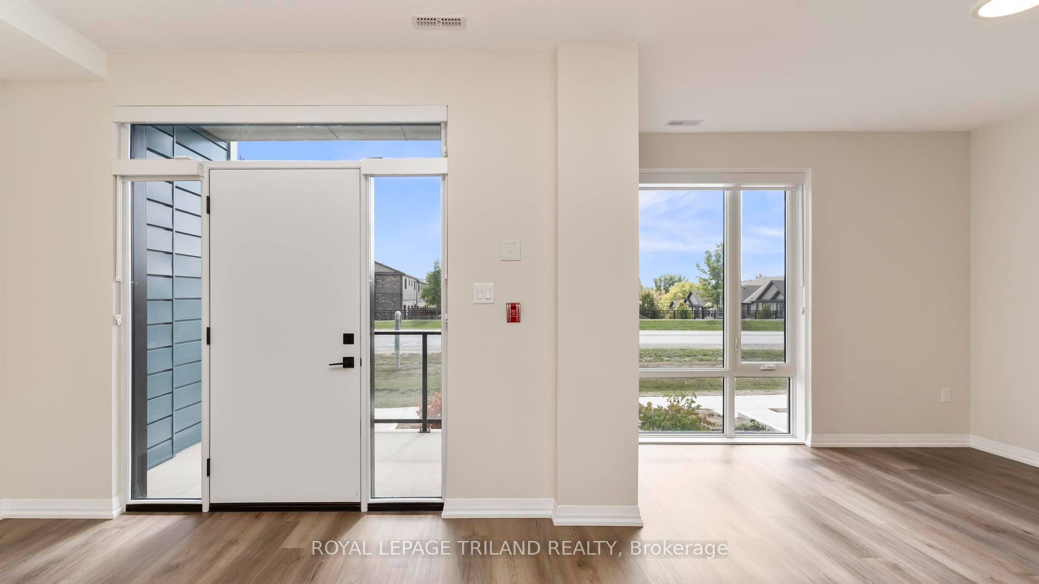 Unit 101 - 865 Kleinburg Drive, London 4