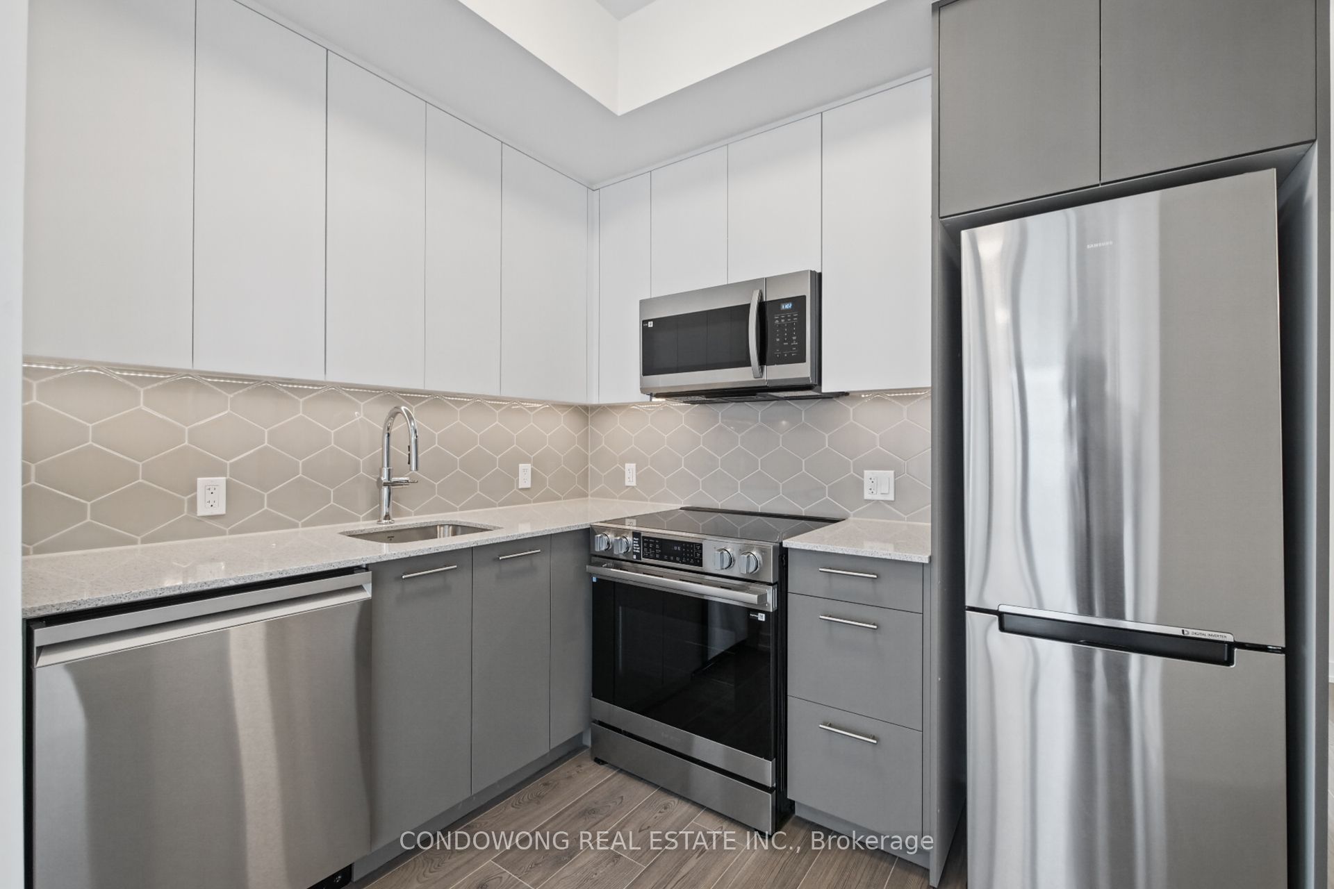 Unit 609 - 30 Francis Street S, Kitchener 4