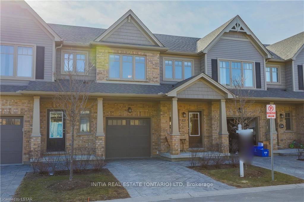 Unit 121 - 1924 Cedarhollow Boulevard, London 2