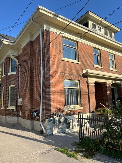 Unit 2 - 324 George Street, Cobourg 2