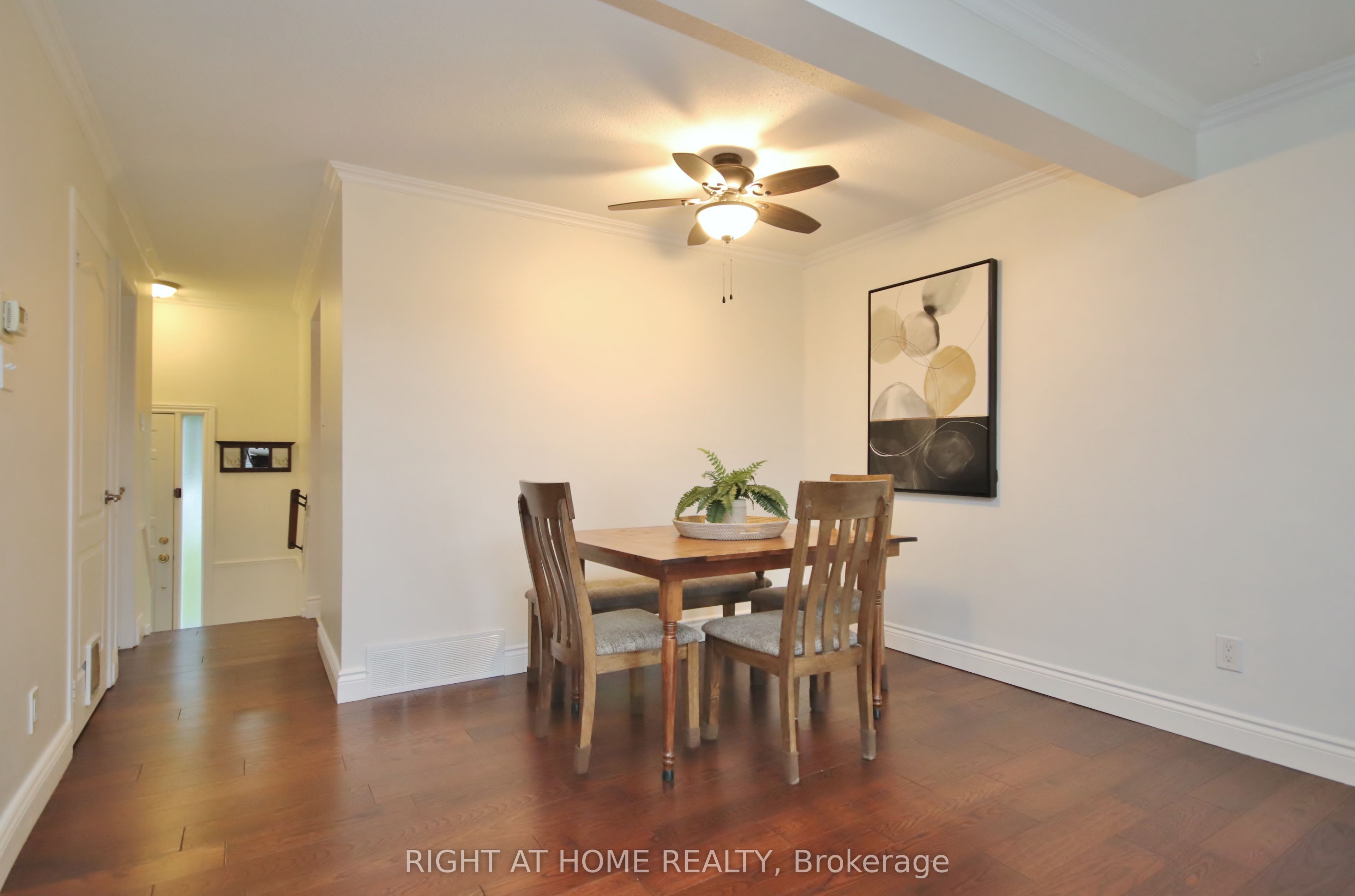 Unit 27 - 3250 Uplands Drive, Ottawa 5