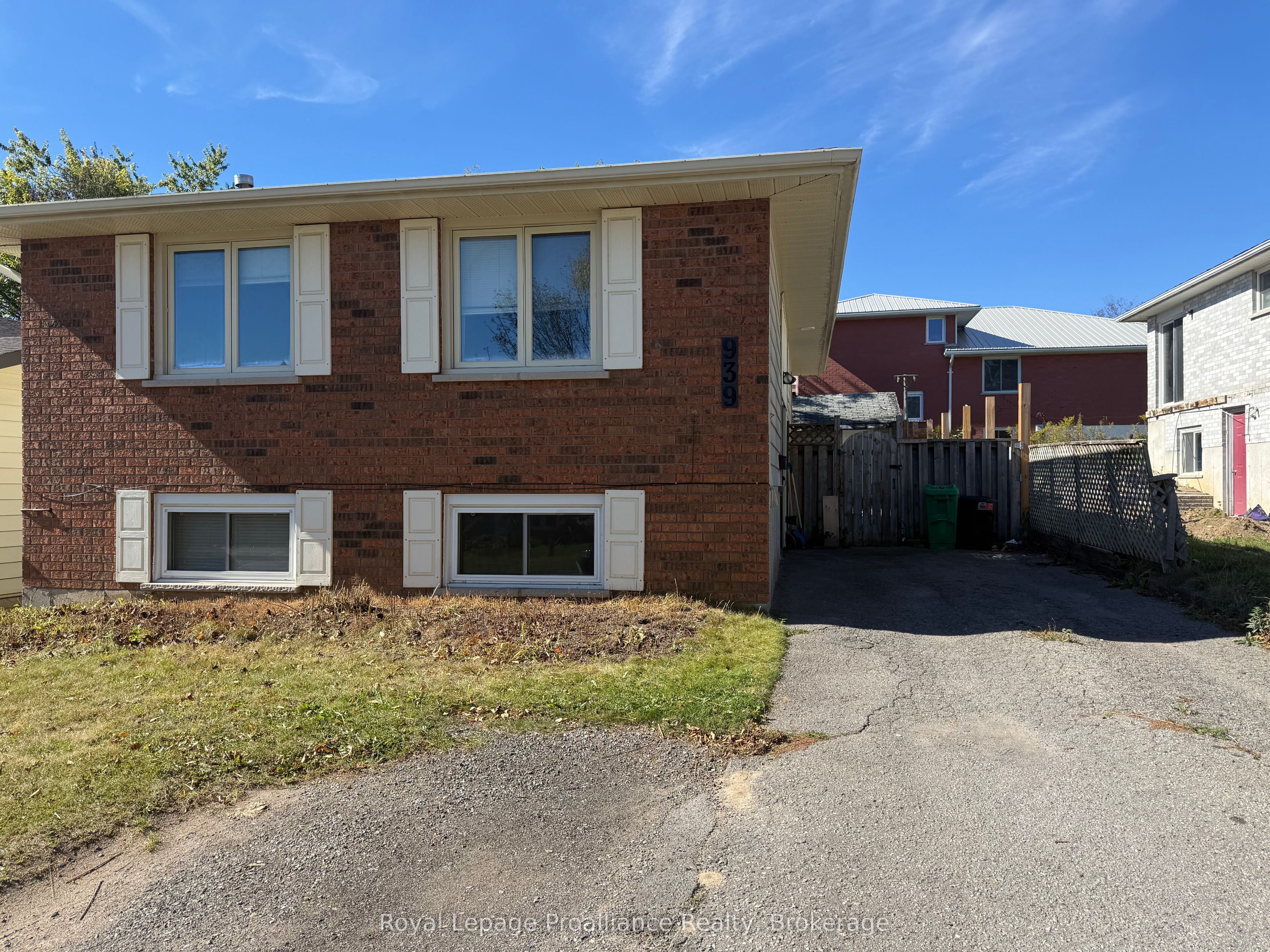 Unit Lower Unit - 939 Dainard Drive, Peterborough 1