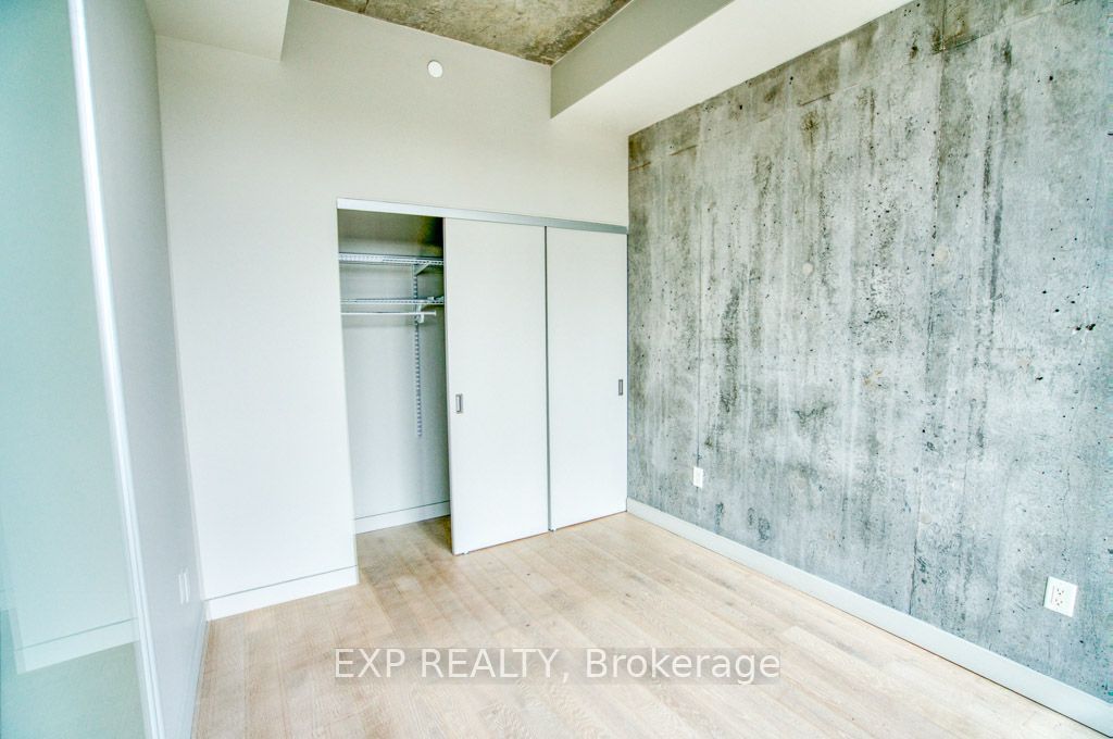 Unit 401 - 224 Lyon Street N, Ottawa 5