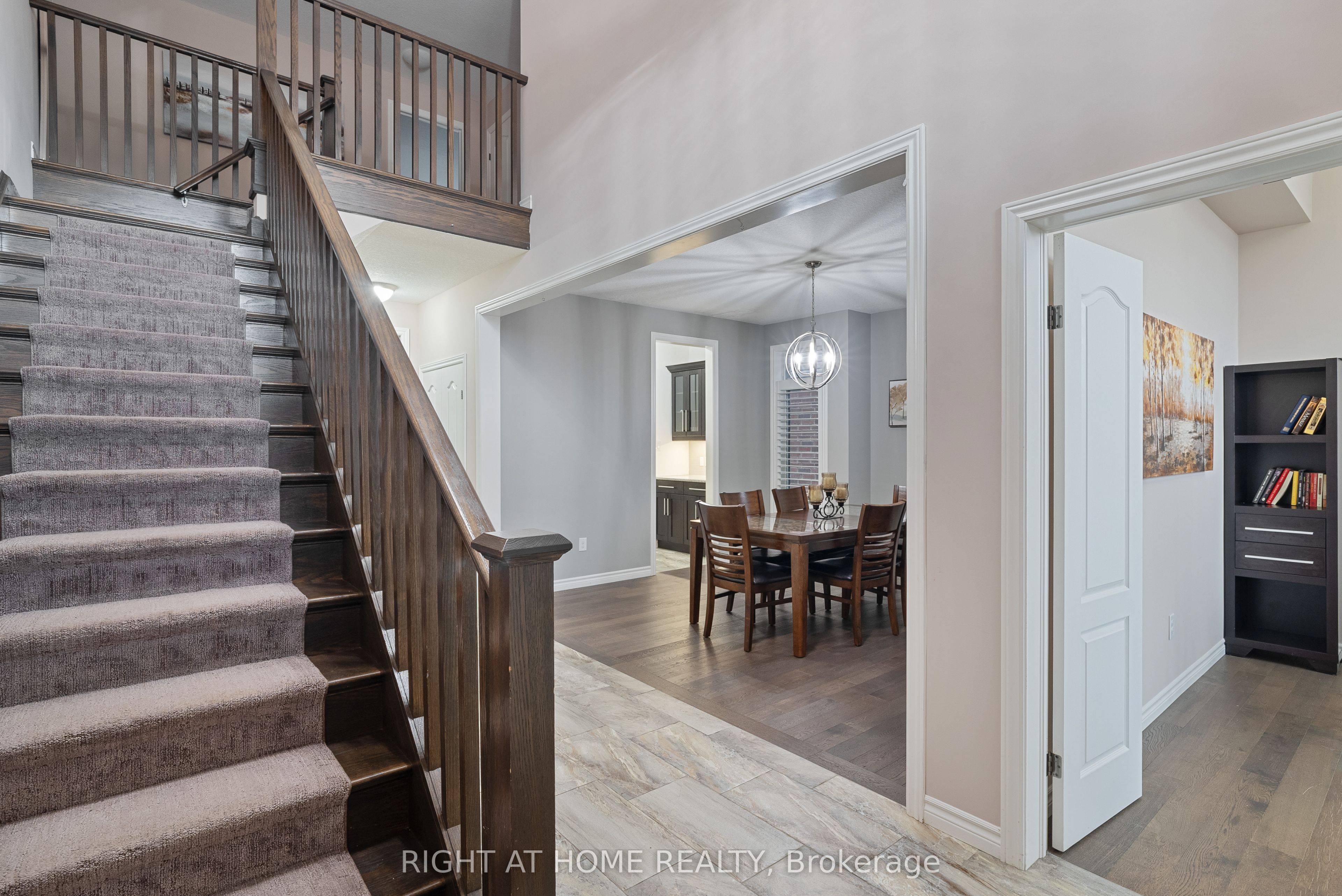 624 Superior Drive, London 4