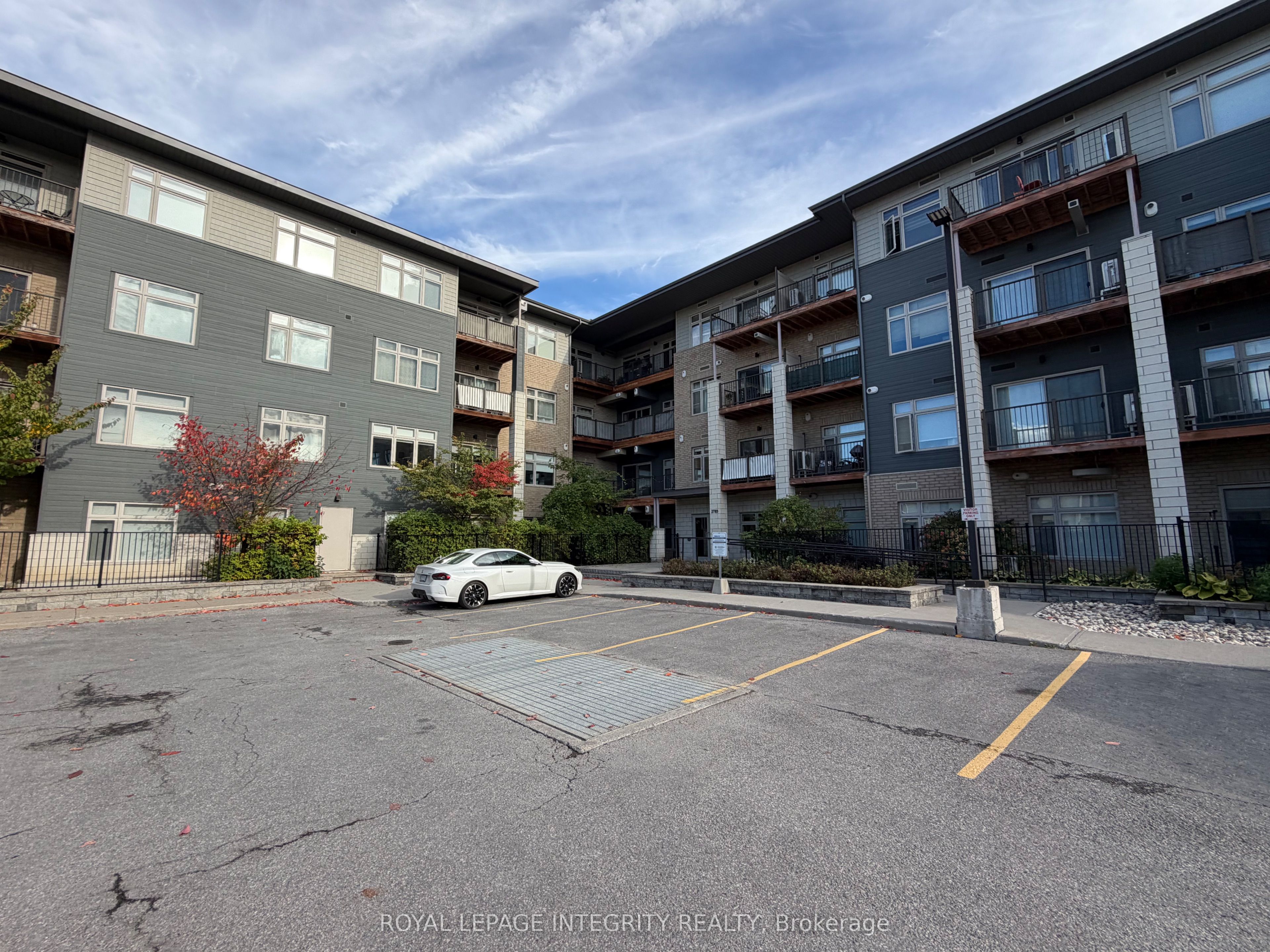 Unit 213 - 2785 Baseline Road, Ottawa 2