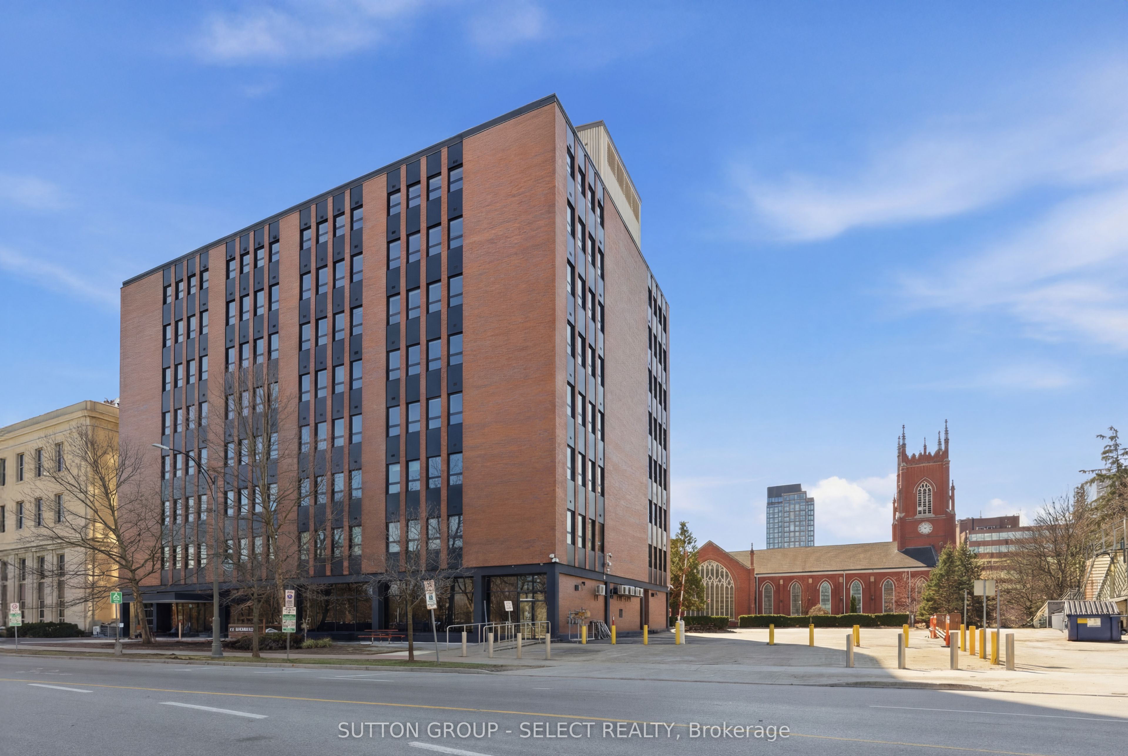 Unit 413 - 195 Dufferin Avenue, London 5