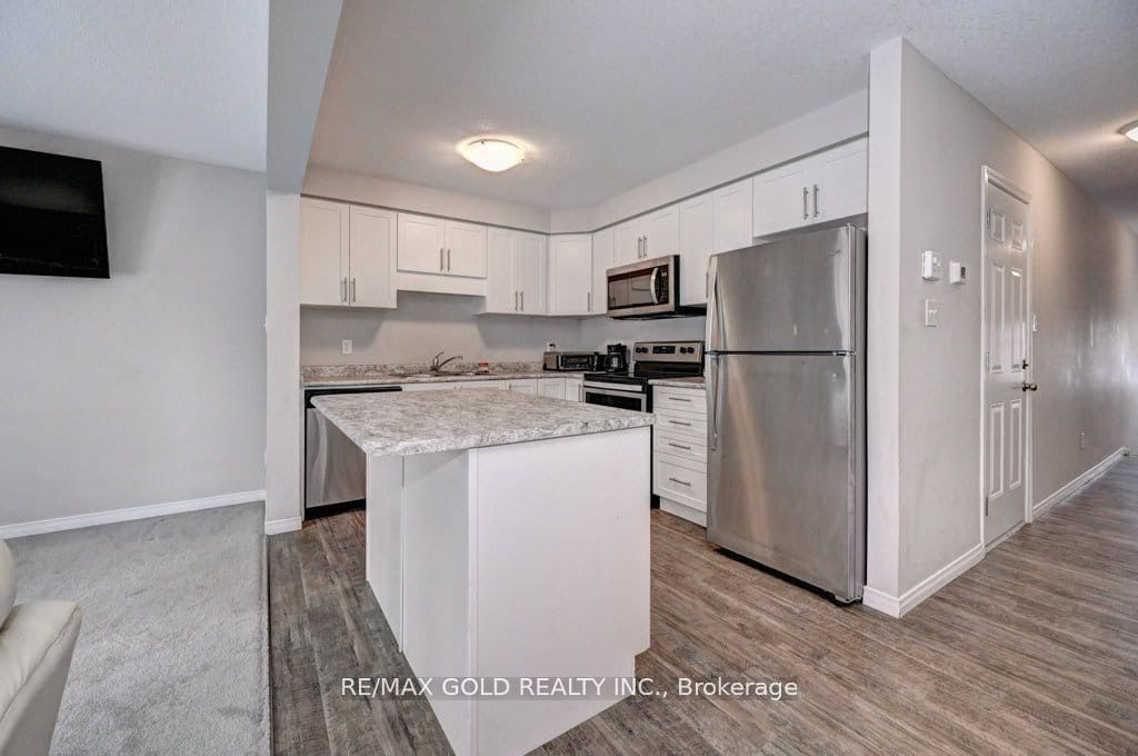 Unit 35 - 50 Pinnacle Drive, Kitchener 3