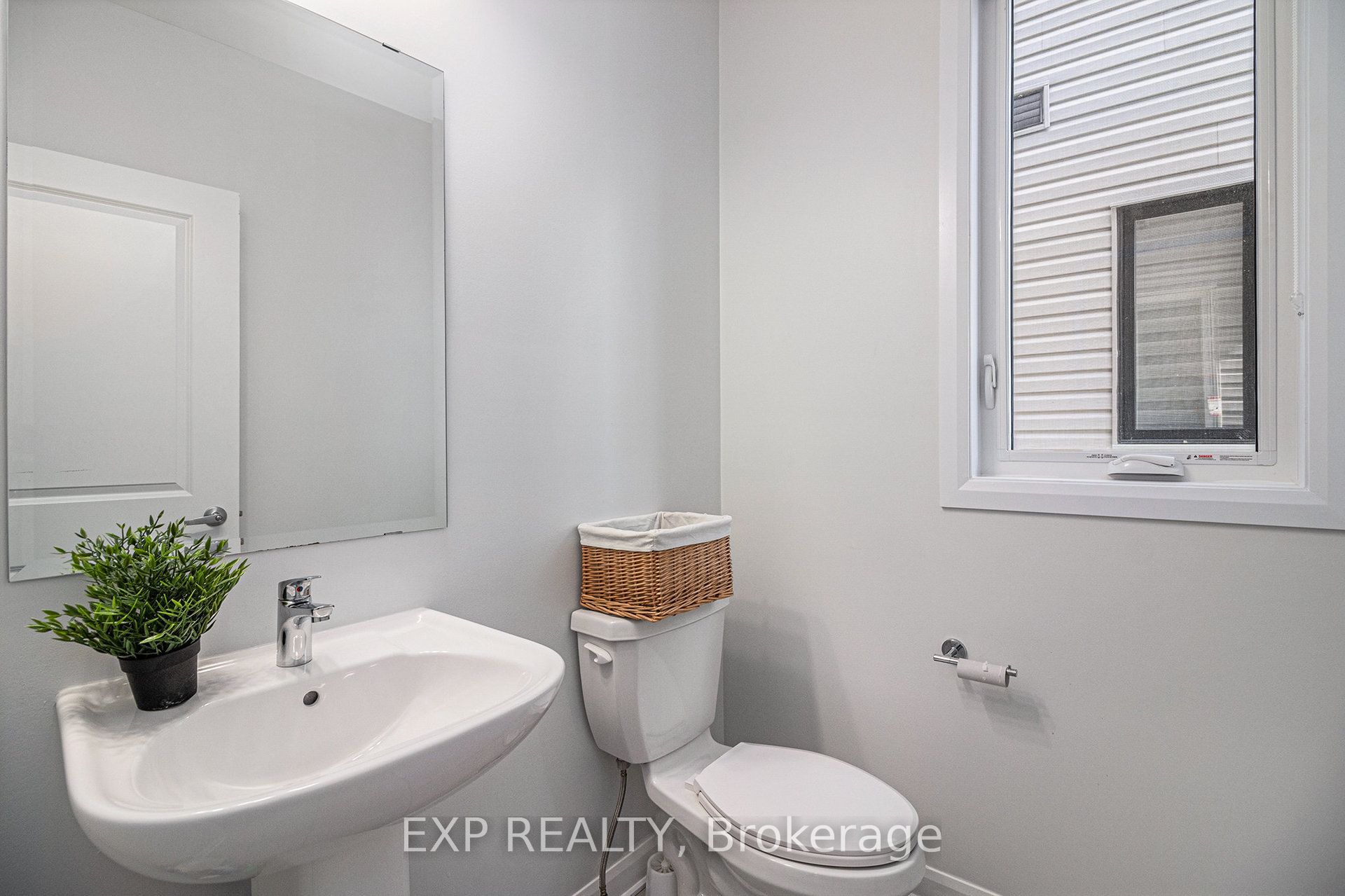615 IDYLLIC Terrace, Cumberland 4
