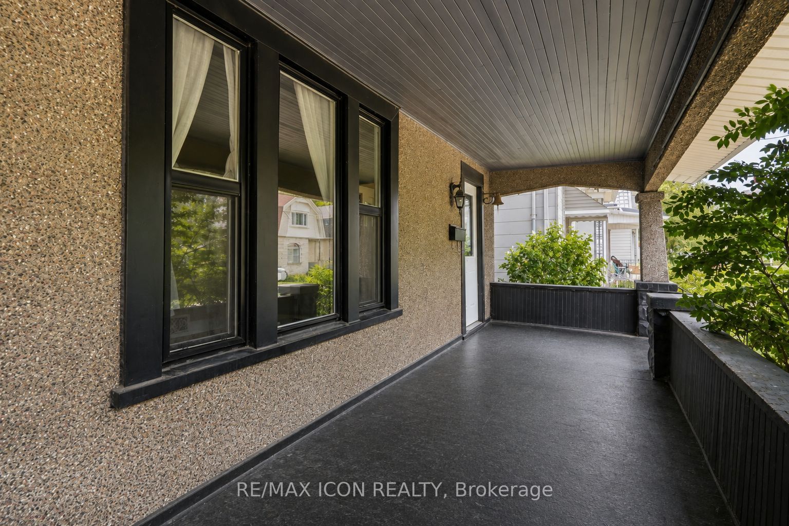 31 Mount Pleasant Avenue, London 3