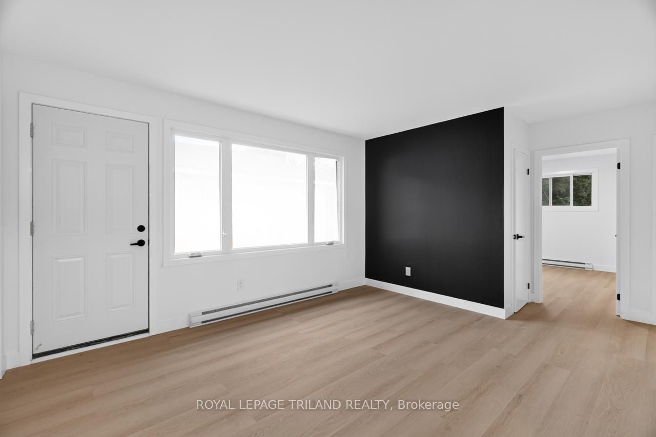 Unit 6A - 145 Base Line Road W, London 4